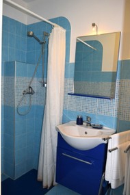 bagno resize.jpg