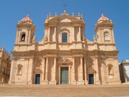 La_cattedrale_di_Noto.JPG